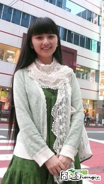 夏达生活照曝光,你等看出她是三十岁的女人吗?