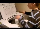 国外天才小男孩用洗衣机演奏美妙音乐，太厉害了！